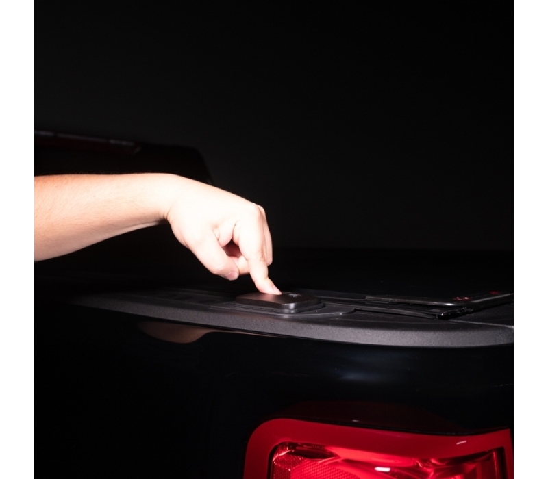 Putco 14-18 Chevrolet Silverado LD/GMC Sierra LD Push-Up Tie Handle (Driver side rear) - black