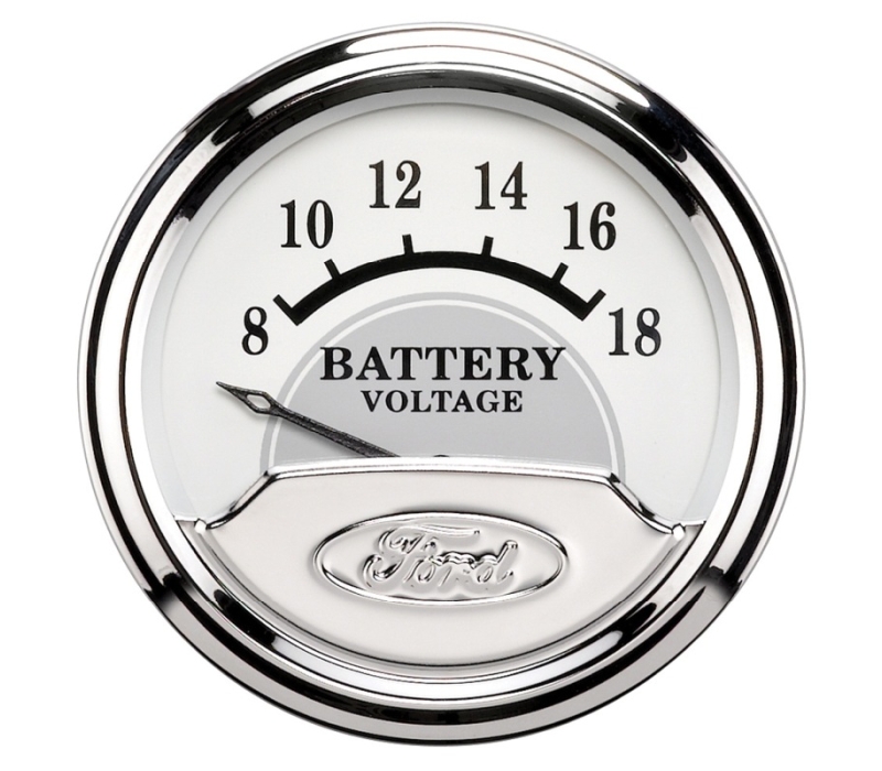 Autometer Ford Masterpiece 2 1/16in Electronic 18V Voltmeter Gauge