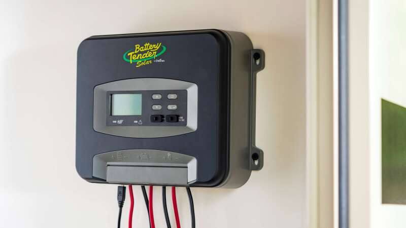 Battery Tender 30AMP MPPT/450W/12V Indoor Solar Controller System 0211176