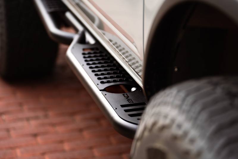 DV8 Offroad 21-22 Ford Bronco OE Plus Series Side Steps srbr02 image 4