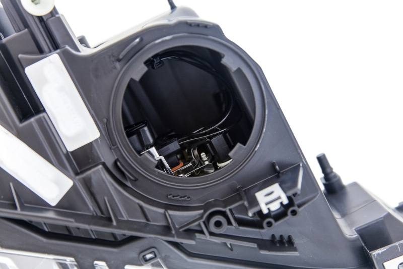 Hella 2012-2014 BMW 320i ActiveHybrid 3 Halogen Headlight Assembly 354983061 image 14