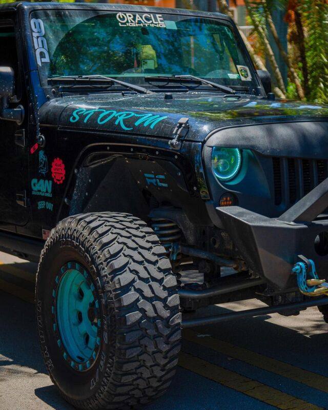 Oracle 7in High Powered LED Headlights - Black Bezel - ColorSHIFT No Controller 5769-334 image 16